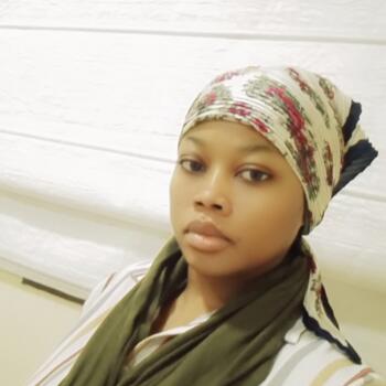 Nanny in Vianden: Saida