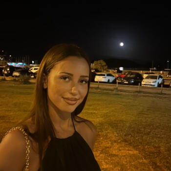 Babysitter in Vitry-sur-Seine: Shainese