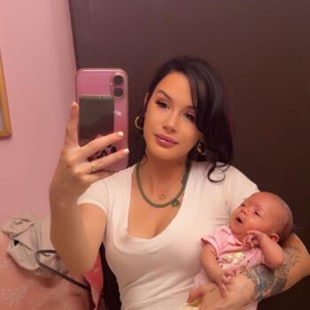 Babysitting job in Edmonton: babysitting job Alyson