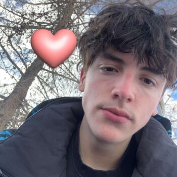 Baby-sitter à Bry-sur-Marne: Johan