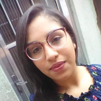 Babysitter Sorocaba: Ester