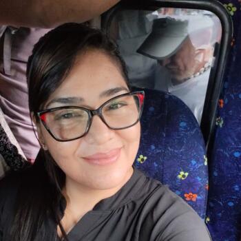 Babysitter Panama City: Lili