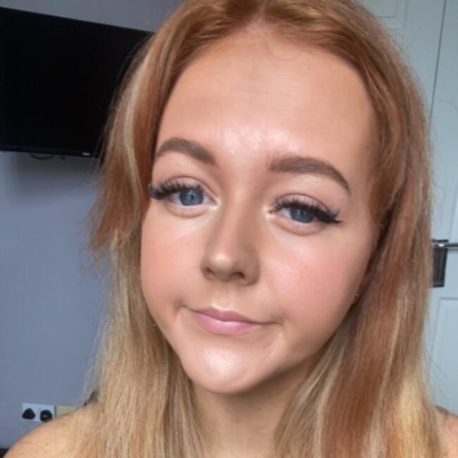 Babysitter in Aberdeen: Erin