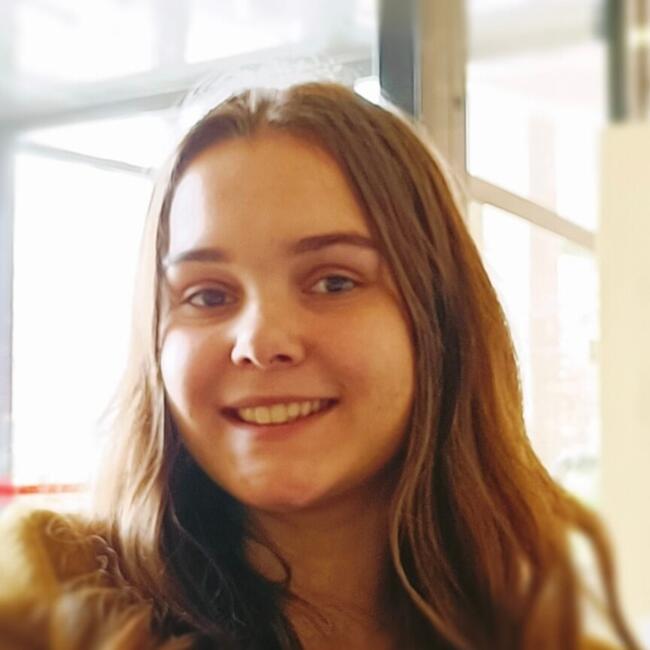 Babysitter in Angers: Louane