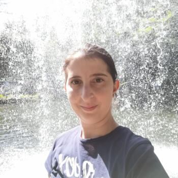 Babysitter in Maia: Andreia