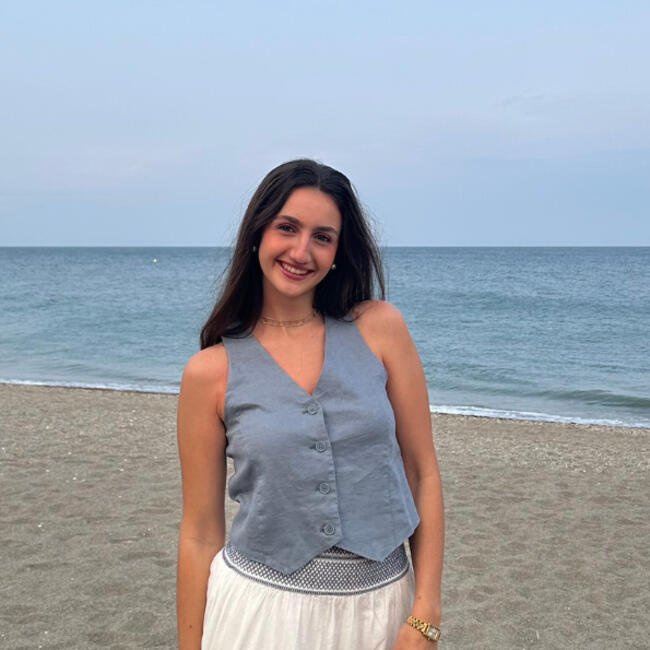 Babysitter in Boadilla del Monte: Elena