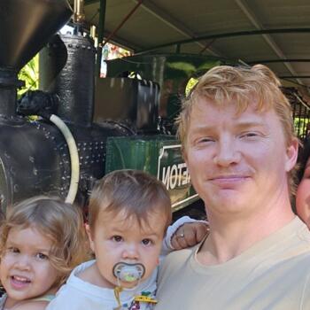 Babysitting job in Brisbane: babysitting job Samuel