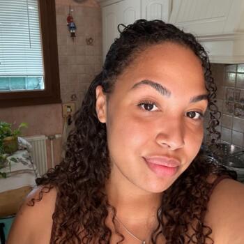 Baby-sitter Montereau-Fault-Yonne: Chloe