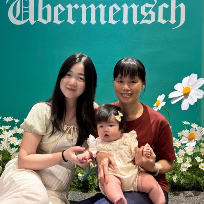 Babysitting job in Singapore Island: Shi Min