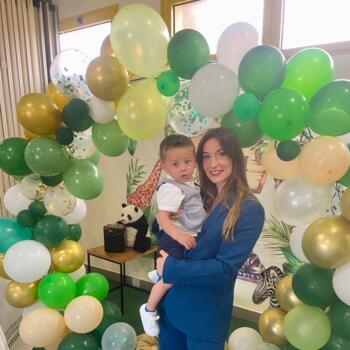 Baby-sitter La Fare-les-Oliviers: Adeline