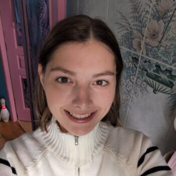 Babysitter in Hallennes-lez-Haubourdin: Cléa