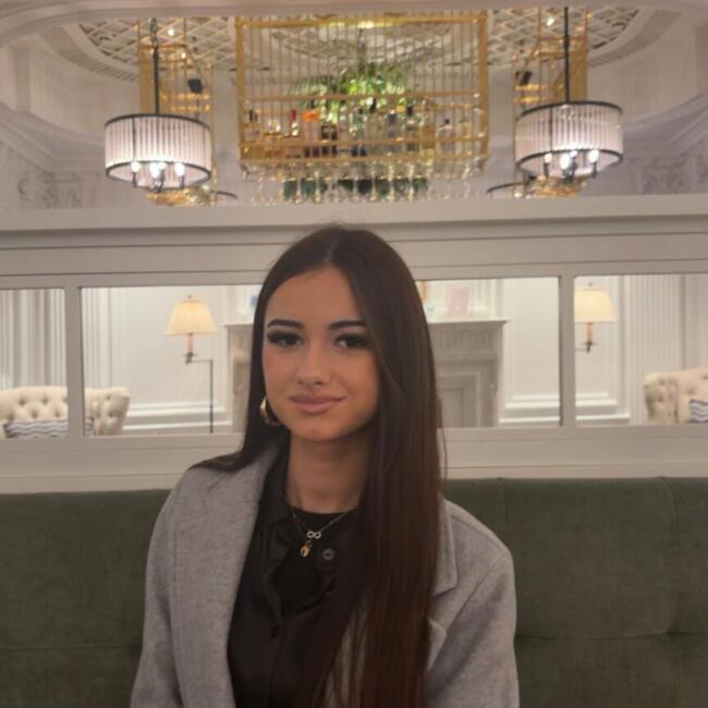 Babysitter in Ondres: Noemie