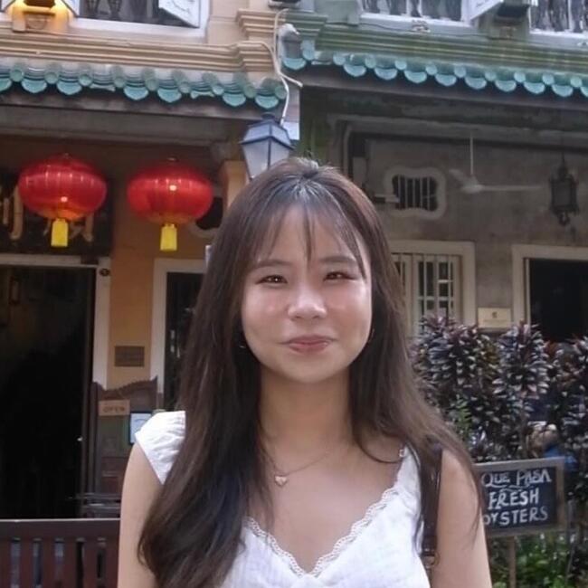 Pengasuh di Singapore Island: Charlotte