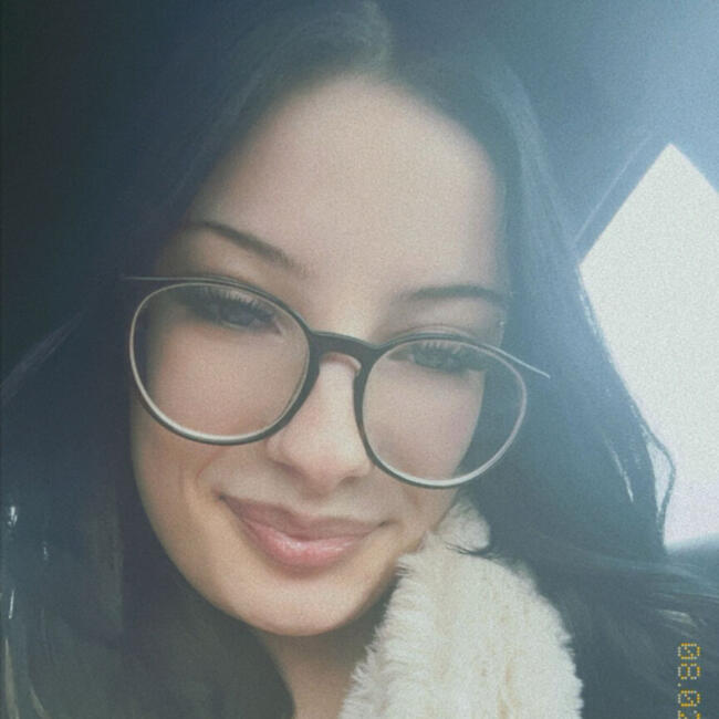 Babysitter in Remich: Chloe iliana