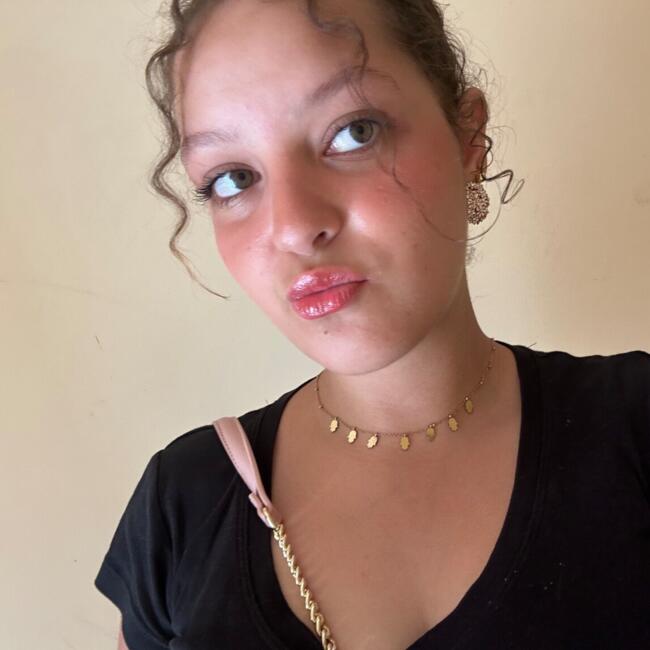 Babysitter in Calco: Hiba