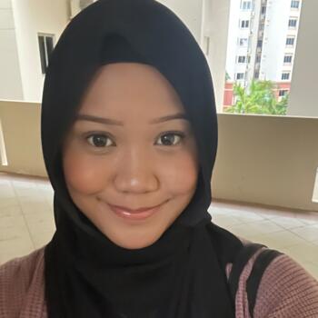 Babysitter in Singapore: Haney