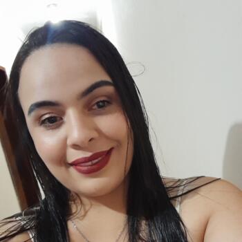 Babysitter in Caruaru: Letícia
