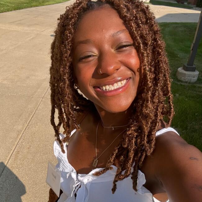Nanny in Mount Pleasant (Michigan): Zenaiya
