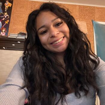 Babysitter in Modesto: Koral