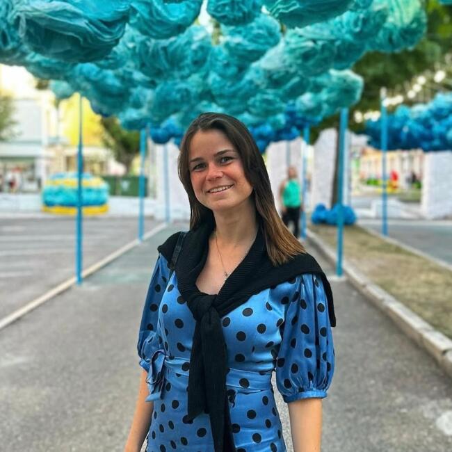 Babysitter in São Domingos de Rana: Alexandra