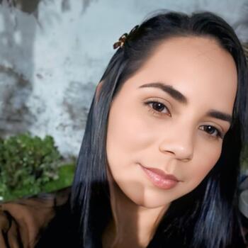 Babysitter in Recife: Maria