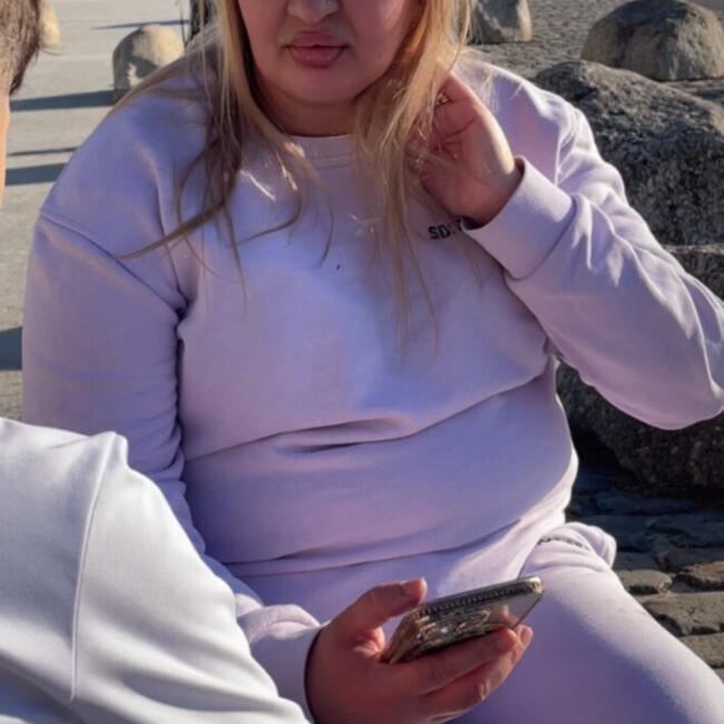 Babysitter in Oyonnax: Malika