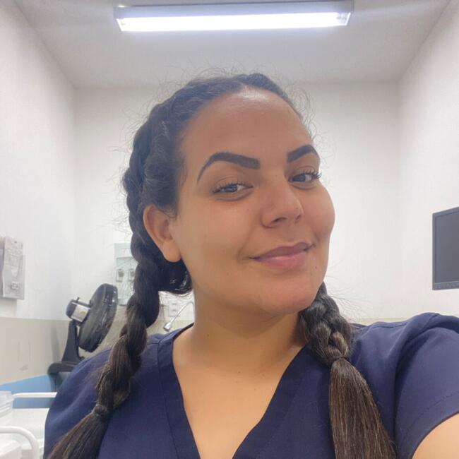 Babysitter in Cotia: Aline