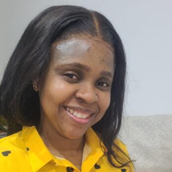 Babysitter in Mons: Salematou