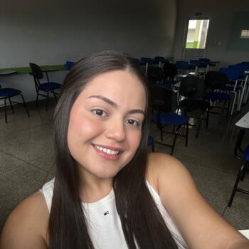 Babá em Rio Verde: GIOVANNA