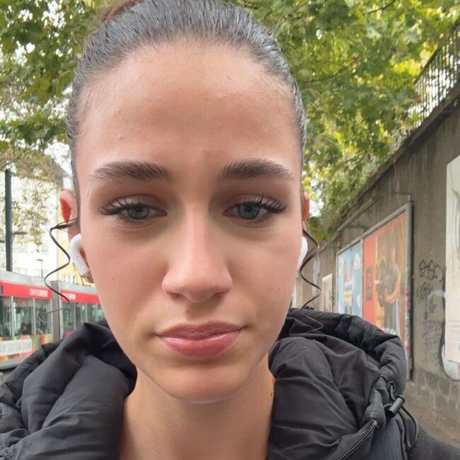 Babysitter in Düsseldorf: Rachel