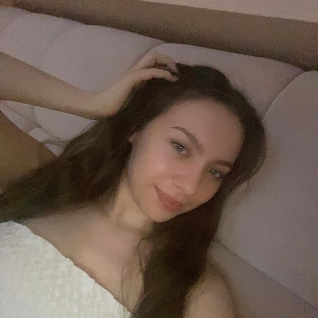 Babysitter in Saintines: Lise