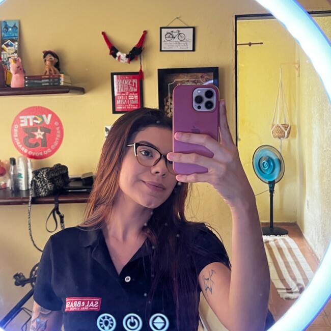 Babá em Fortaleza: Luana Sousa