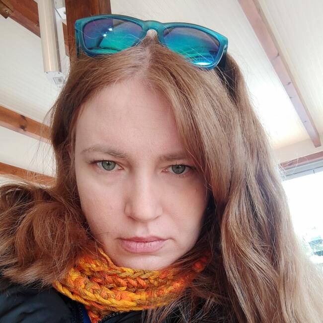 Δουλειά για babysitter στην περιοχή Ζωγράφος: Ina