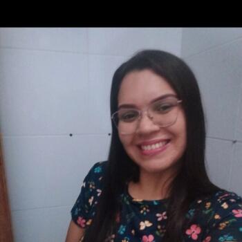 Babysitter in Guarujá: Viviane