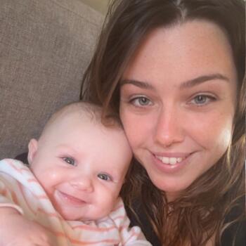 Job de garde d'enfants à Bubry: emploi de baby-sitting Charlotte