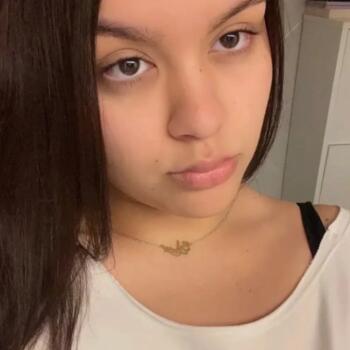 Babysitter Ossona: Sara