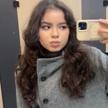 Babysitter in Lyon: Yousra