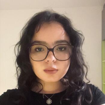 Babysitter in Lyon: Yousra