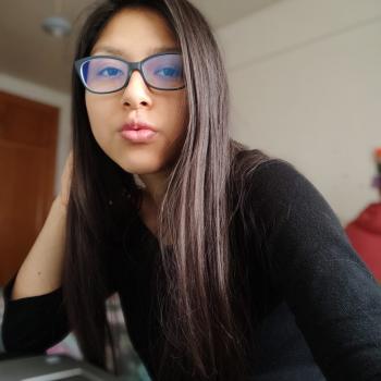 Babysitter in Pamplona: Alison