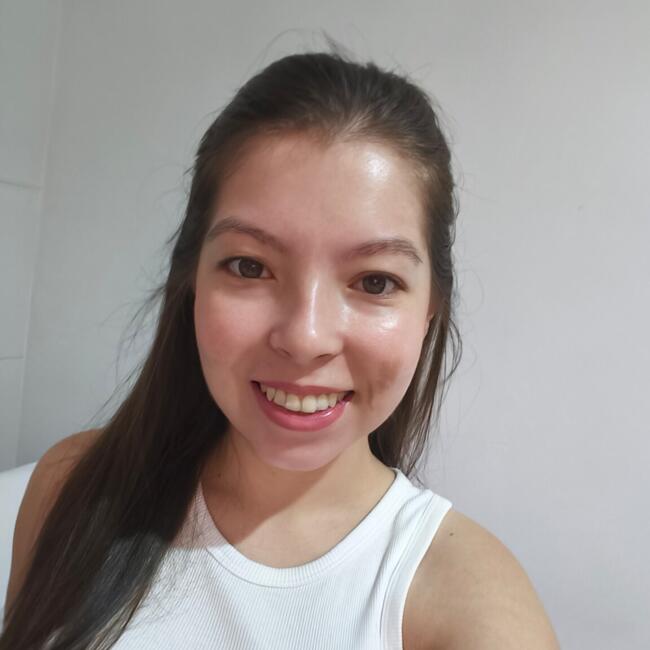 Babysitter in Paulínia: Kathleen