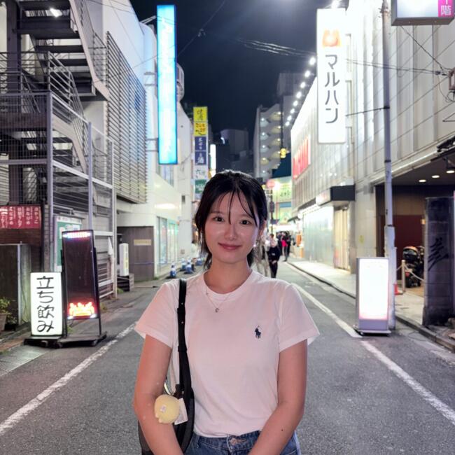 Babysitter in Singapore Island: Clara