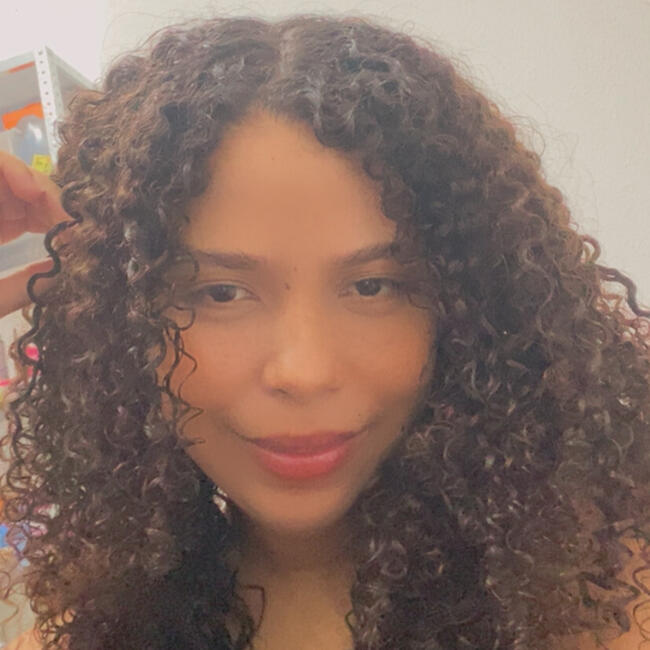 Babysitting job in Eusébio: Gabriela