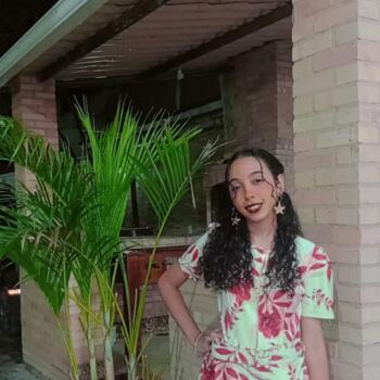 Babysitter in Duque de Caxias: Daphini