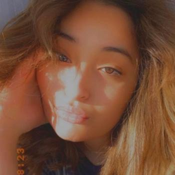 Babysitter Amsterdam: Abir
