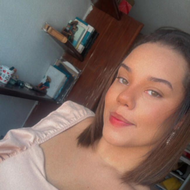 Babá em Camaragibe: Mayara