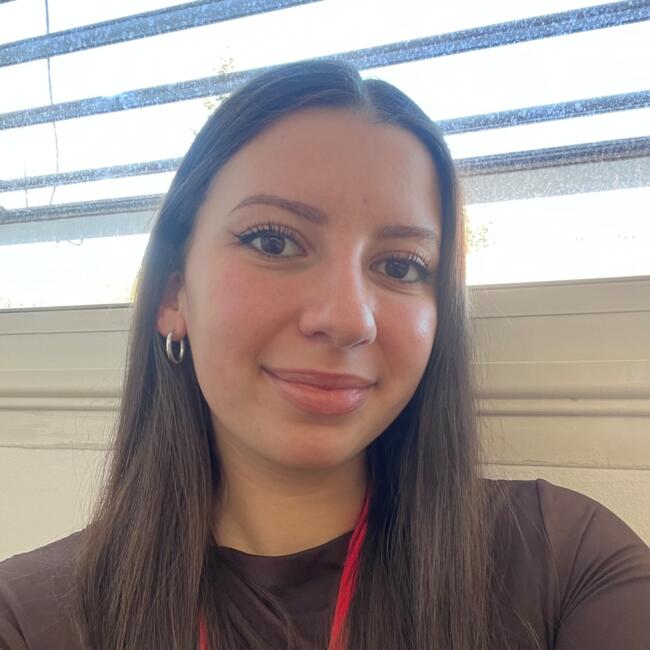 Babysitter in Toulon: Maxine