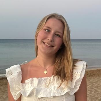 Babysitter in Oslo: Savannah V