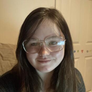 Babysitter in Hull: Michaela