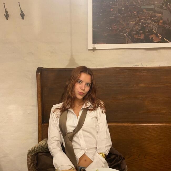 Babysitter in Schaerbeek: Aylee