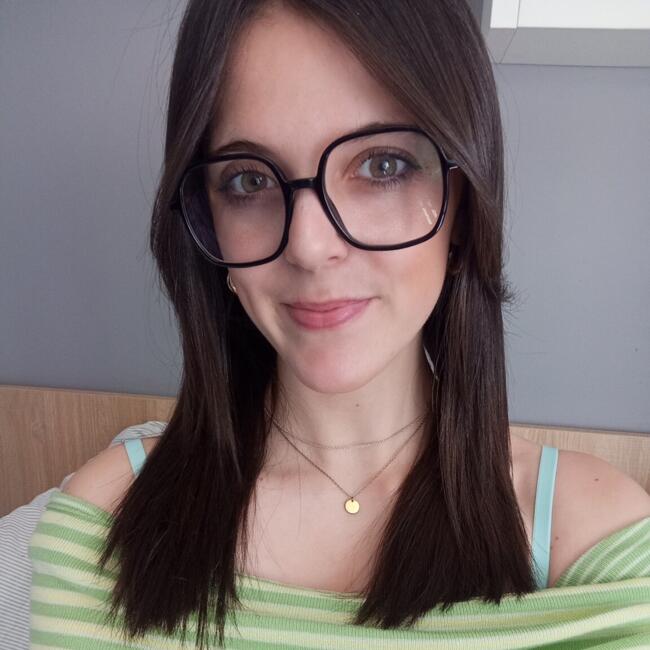 Babysitter in Avignon: Jade